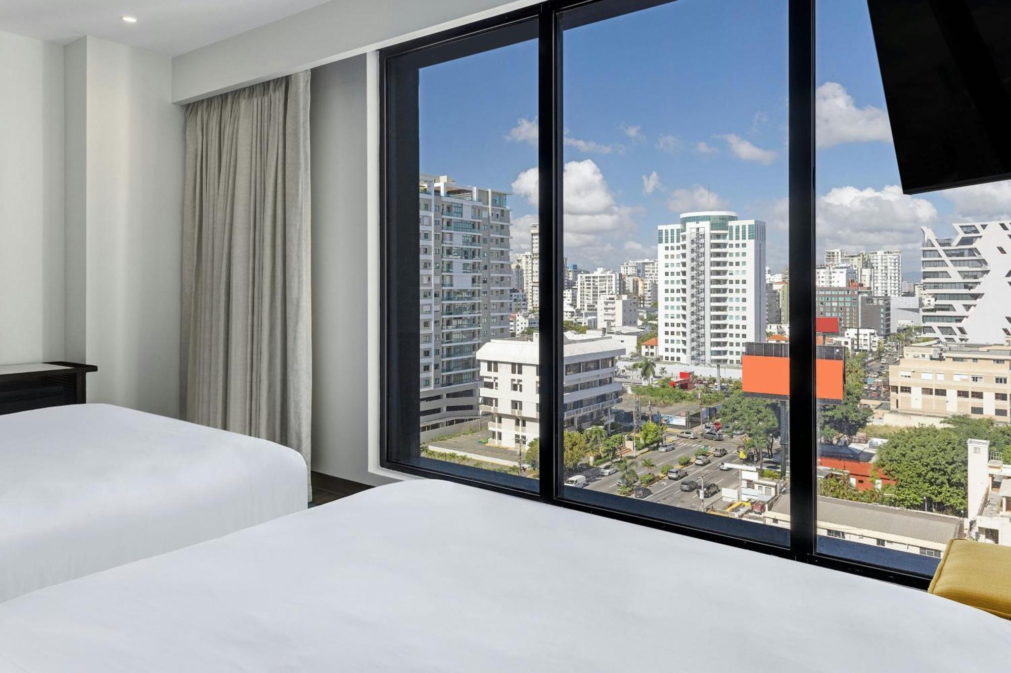 Aloft Santo Domingo Piantini Hotel Exterior foto